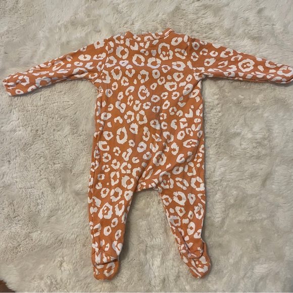 Old Navy Orange Leapoard Print Footie - Picture 2 of 3